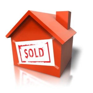 House With Sold Sign PowerPoint clipart graphic preview.